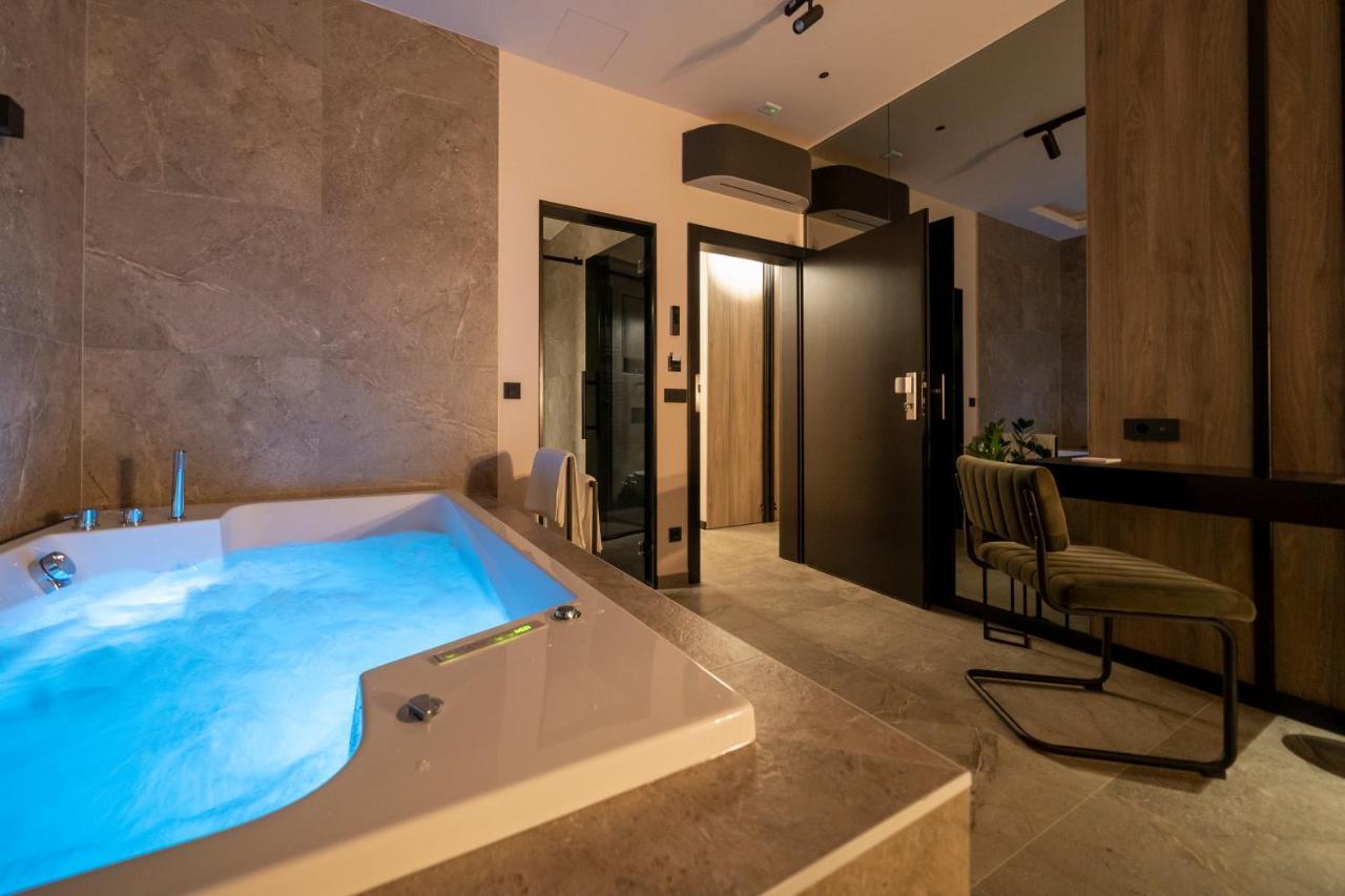 Velvet Rooms & More زادار المظهر الخارجي الصورة